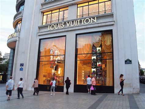 best louis vuitton store paris.